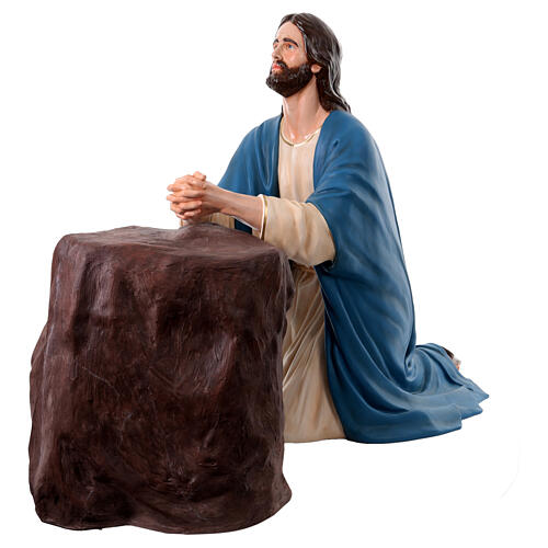 Jesus com rocha Getsêmani em oração em fibra de vidro pintada